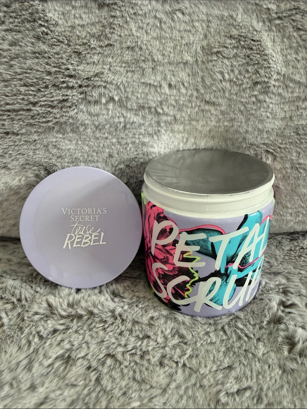 SEALED Victoria's Secret Tease Rebel Smoothing Body Polish
